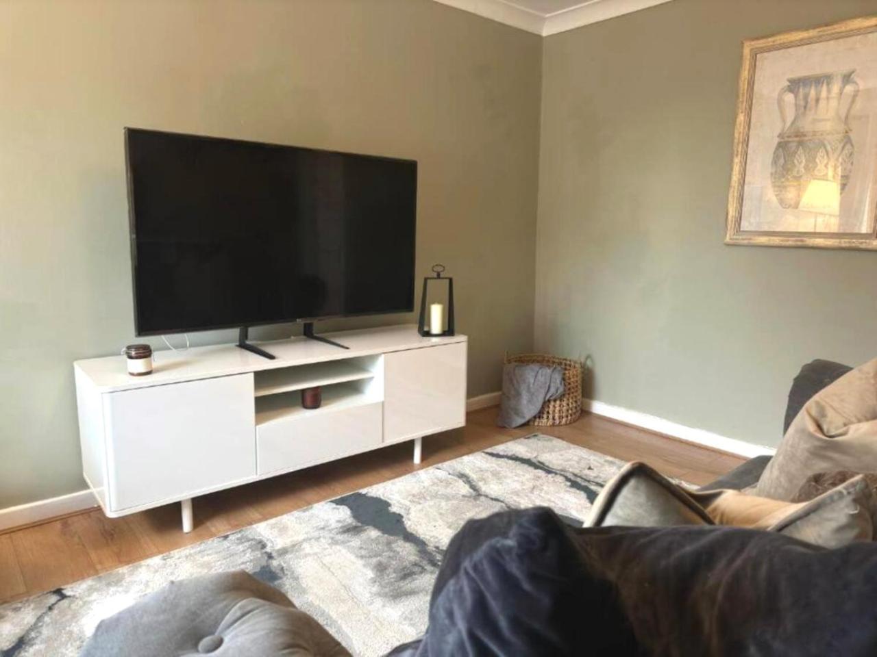 The Chorlton Retreat - Double Bedroom, Free Parking Manchester Kültér fotó